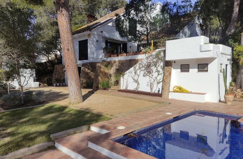 Tamariu House | 353 m² House ∙ 5 bedrooms ∙ 12 guests