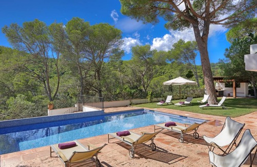 Tamariu House | 353 m² House ∙ 5 bedrooms ∙ 12 guests