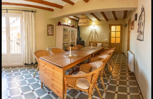 Secastilla House | 360 m² Farmhouse ∙ 5 bedrooms ∙ 10 guests