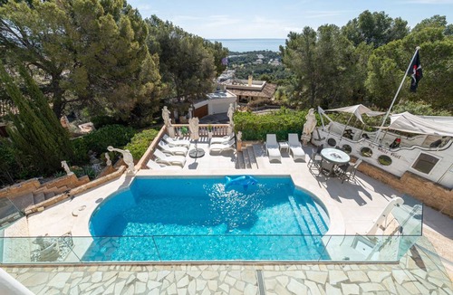 Portals Nous Villa | 362 m² Villa ∙ 5 bedrooms ∙ 10 guests