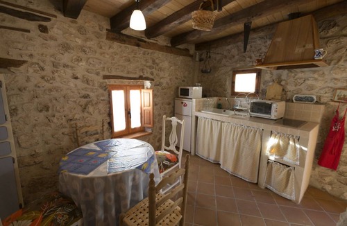 Cuellar House | 38 m² House ∙ 1 bedroom ∙ 2 guests