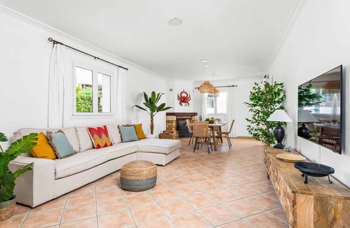 Punta Prima Villa | 38 m² Villa ∙ 4 bedrooms ∙ 8 guests