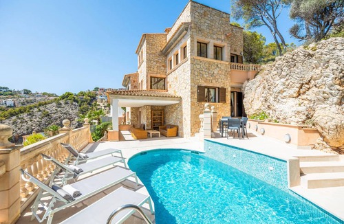 Port d'Andraitx Villa | 398 m² Villa ∙ 5 bedrooms ∙ 10 guests