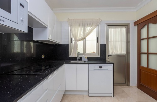 Puerto Rico Ski Chalet | 3BR Valley Dreamhouse -Solarium Terrace AirCon & P