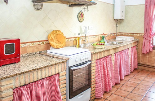 Villanueva del Rey House | 4 bedroom accommodation in Villanueva del Rey