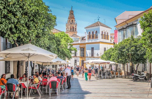 Villanueva del Rey House | 4 bedroom accommodation in Villanueva del Rey