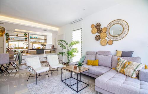 Los Alcazares House | 4 Bedroom Awesome Home In Los Alcázares