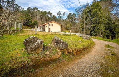 Lousame House | 4 bedroom gorgeous home in Lousame