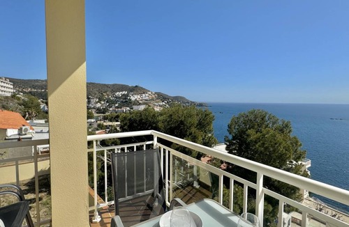 Almadraba-Canyelles Apartment | 40 m² Apartment ∙ 1 bedroom ∙ 4 guests