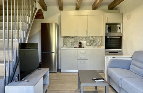 Pals Apartment | 40 m² Apartment ∙ 1 bedroom ∙ 4 guests