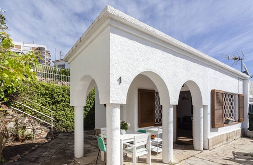 Canyelles House | 40 m² House ∙ 1 bedroom ∙ 3 guests