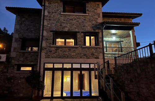 Santa Cristina de Cobres House | 400 m² House ∙ 3 bedrooms ∙ 10 guests