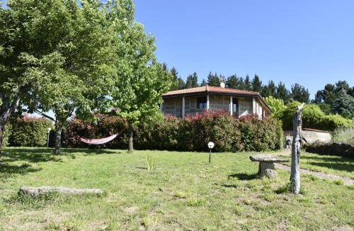 Nogueira de Ramuin House | 400 m² House ∙ 4 bedrooms ∙ 9 guests