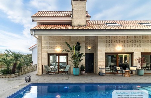 Arnuero House | 400 m² House ∙ 4 bedrooms ∙ 8 guests