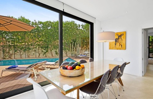 Genova Villa | 406 m² Villa ∙ 4 bedrooms ∙ 8 guests
