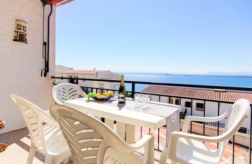 Almadraba-Canyelles Apartment | 42 m² Apartment ∙ 1 bedroom ∙ 4 guests