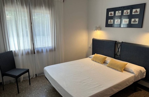 Almadraba-Canyelles Apartment | 43 m² Apartment ∙ 1 bedroom ∙ 4 guests