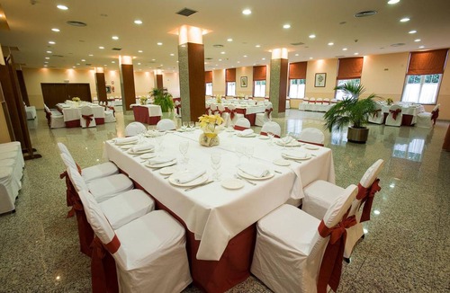 Ponferrada Hotel | 45 m² Hotel ∙ 6 guests