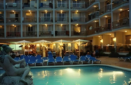 Calella Apartment | 45 m² Serviced apartment ∙ 2 bedrooms ∙ 127 guests