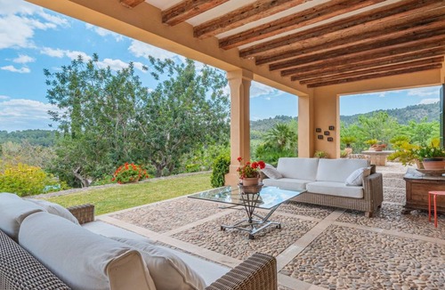 Esporles Villa | 450 m² Villa ∙ 5 bedrooms ∙ 10 guests