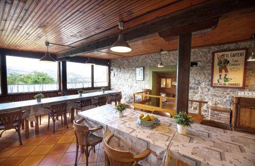 Cabranes Municipality House | 450 m² House ∙ 6 bedrooms ∙ 18 guests