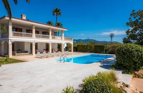 Marratxi Villa | 450 m² Villa ∙ 4 bedrooms ∙ 8 guests