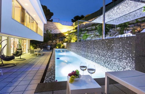 Calonge Villa | 450 m² Villa ∙ 4 bedrooms ∙ 8 guests