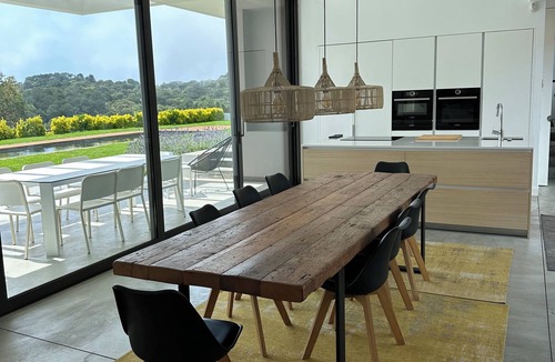 Begur Villa | 5 bedrooms, 4 bathrooms, large garden, swimming pool with sea views
