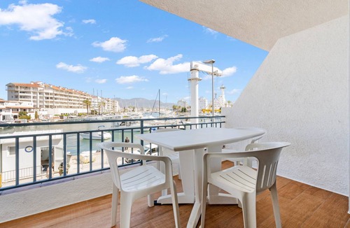 Empuriabrava Apartment | 50 m² Apartment ∙ 1 bedroom ∙ 4 guests