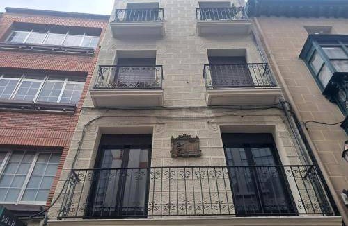 Logrono Historic Centre Apartment | 50 m² Apartment ∙ 2 bedrooms ∙ 5 guests