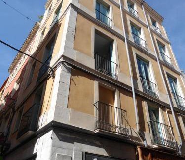 Figueres Apartment | 50 m² Apartment ∙ 4 guests