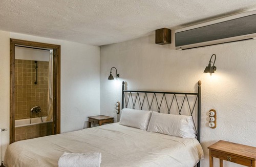Pujals dels Pagesos Resort | 50 m² Private room ∙ 1 bedroom ∙ 3 guests