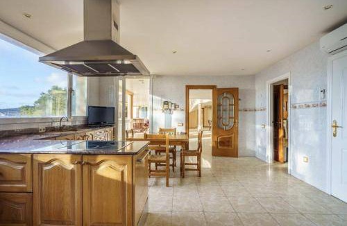 Camp de Mar Villa | 500 m² Villa ∙ 3 bedrooms ∙ 10 guests