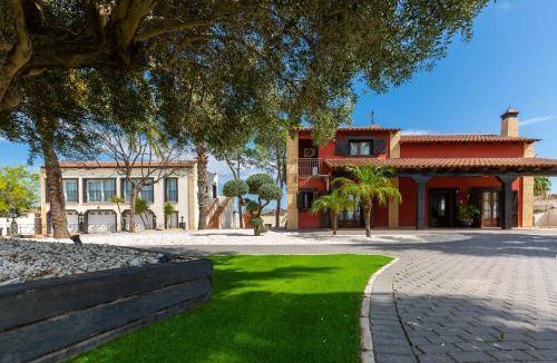 Catral Villa | 500 m² Villa ∙ 7 bedrooms ∙ 18 guests