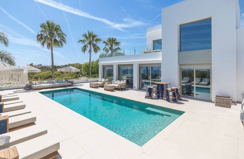 Santa Eulalia del Rio Villa | 512 m² Villa ∙ 5 bedrooms ∙ 10 guests