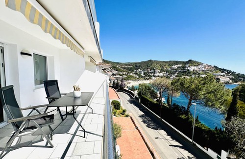 Almadraba-Canyelles Apartment | 55 m² Apartment ∙ 1 bedroom ∙ 2 guests