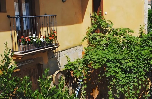 Cuzcurrita de Rio Tiron House | 60 m² House ∙ 3 bedrooms ∙ 7 guests