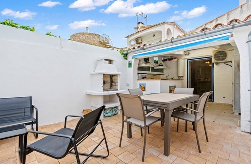 Empuriabrava Villa | 60 m² Villa ∙ 2 bedrooms ∙ 6 guests