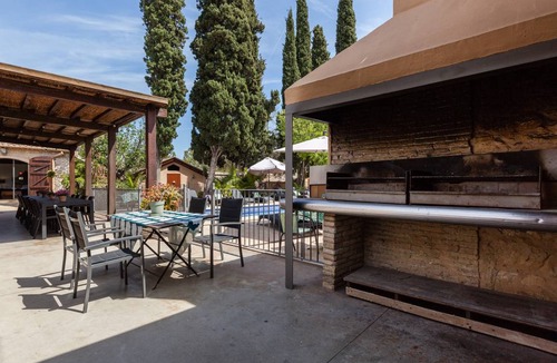 Vilanova I la Geltru Villa | 600 m² Villa ∙ 25 bedrooms ∙ 40 guests