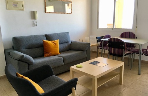 Los Nietos Apartment | 64 m² Apartment ∙ 2 bedrooms ∙ 6 guests