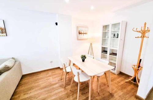 Zaragoza Old Town Apartment | 65 m² Apartment ∙ 2 bedrooms ∙ 6 guests