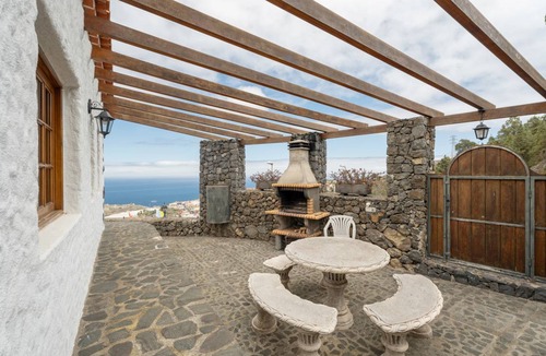 Buen Paso House | 67 m² House ∙ 2 bedrooms ∙ 4 guests