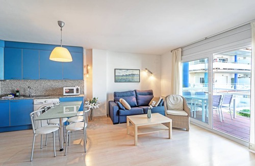 Roses Apartment | 68 m² Apartment ∙ 2 bedrooms ∙ 4 guests