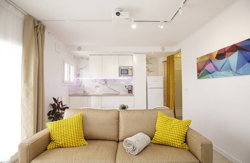 Eixample Apartment | 68 m² Apartment ∙ 3 bedrooms ∙ 5 guests