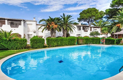 Pals Other | 70 m² Accommodation ∙ 2 bedrooms ∙ 4 guests