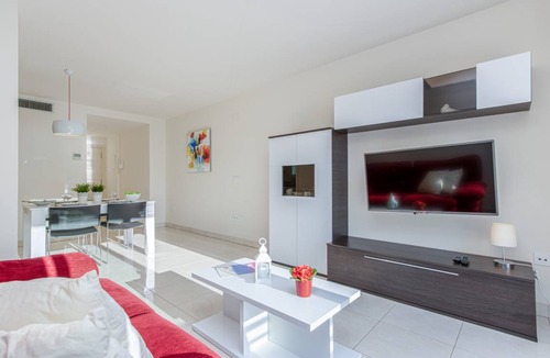 Roses Town Center Apartment | 70 m² Apartment ∙ 2 bedrooms ∙ 5 guests