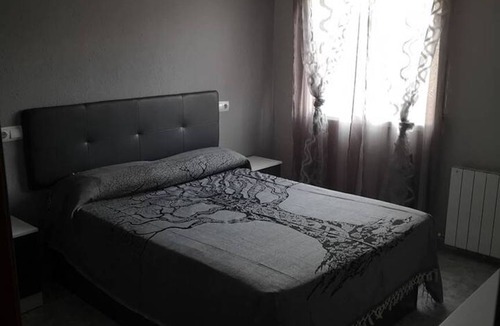 Barbastro Apartment | 70 m² Apartment ∙ 2 bedrooms ∙ 4 guests