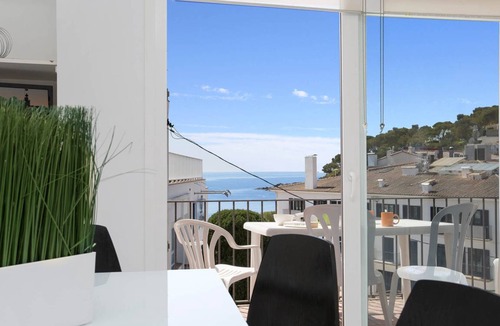 Llafranc Apartment | 70 m² Apartment ∙ 3 bedrooms ∙ 6 guests