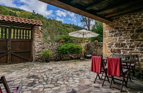 Yerbo House | 70 m² House ∙ 2 bedrooms ∙ 5 guests