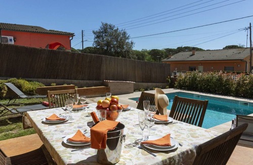 Sils Other | 75 m² Accommodation ∙ 3 bedrooms ∙ 6 guests